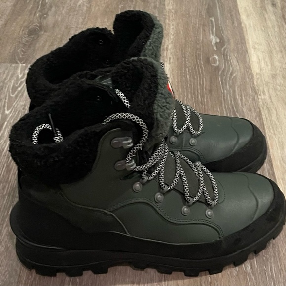 HUNTER SIZE 10 WOMEN'S EXPLORER MID LACE LEATHER GREEN BOOTS WATERPROOF - Picture 7 of 8